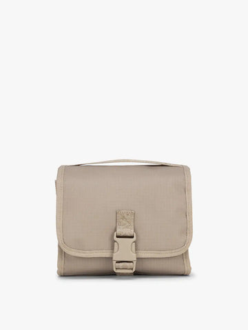 Terra Hanging Toiletry Bag