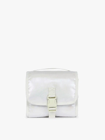 Terra Hanging Toiletry Bag
